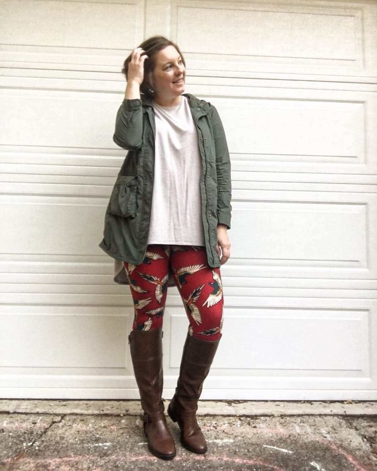 Photos - Lularoe Jessica Robbins. A Cozy Irma And Leggings With Birds 😍