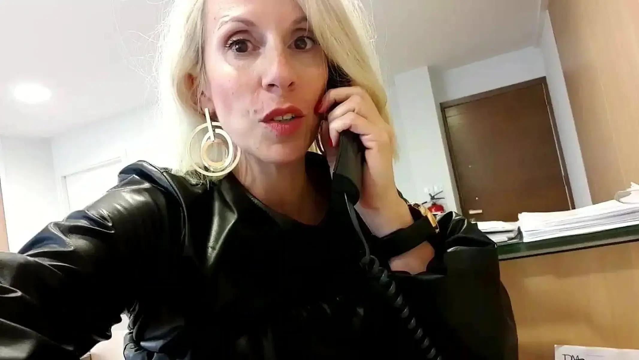 Photos - Naughty Secretary Blonde Blonde Porn Xhamster