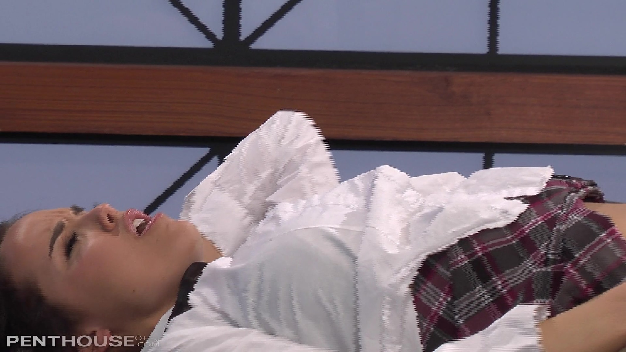 Photos - Penthouse.com Dillion Harper Overwhelmed Porntr.