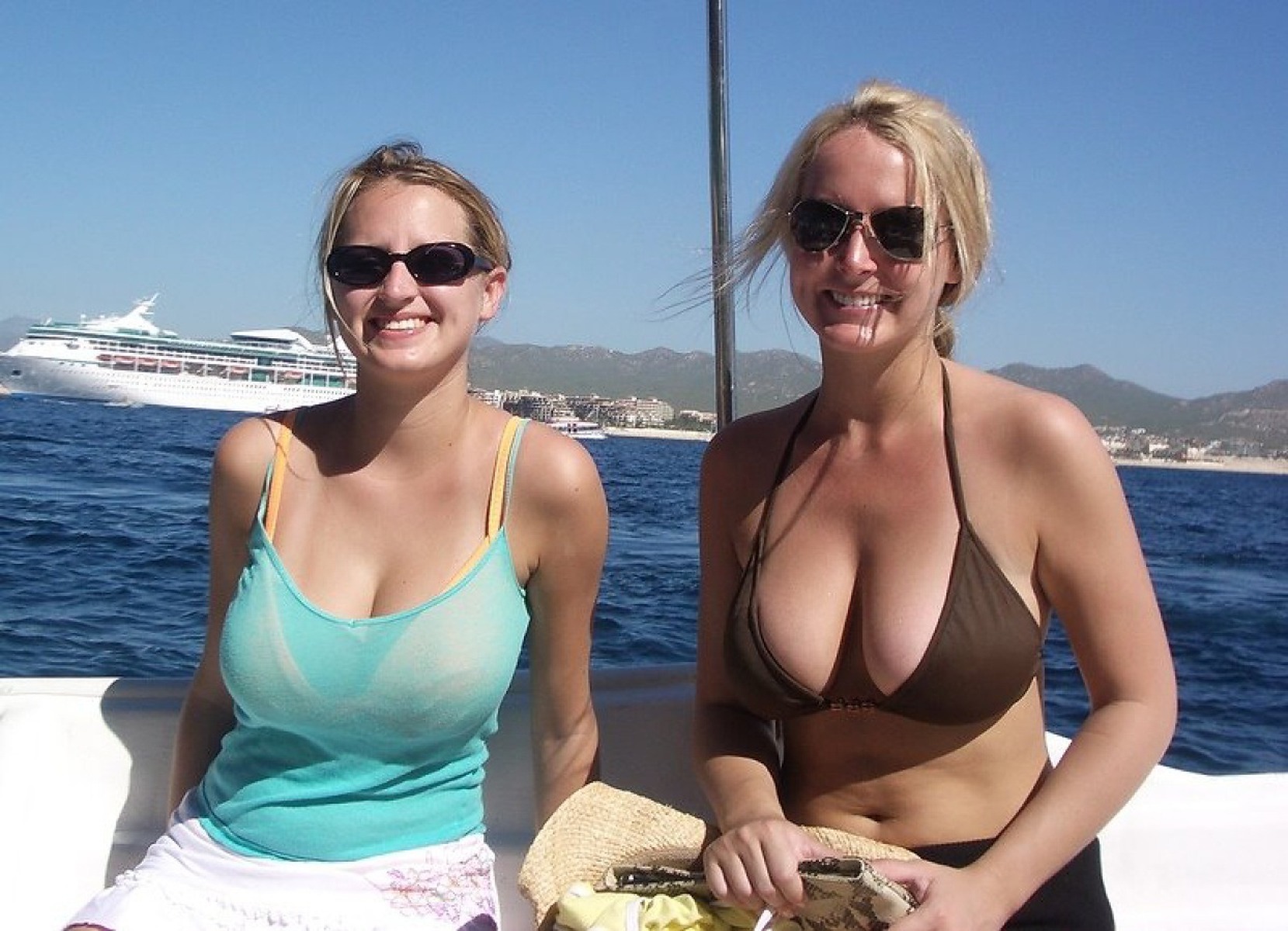 Busty Amateur Bikini Xxx - I See You Have Met The Twins ..... Imgur