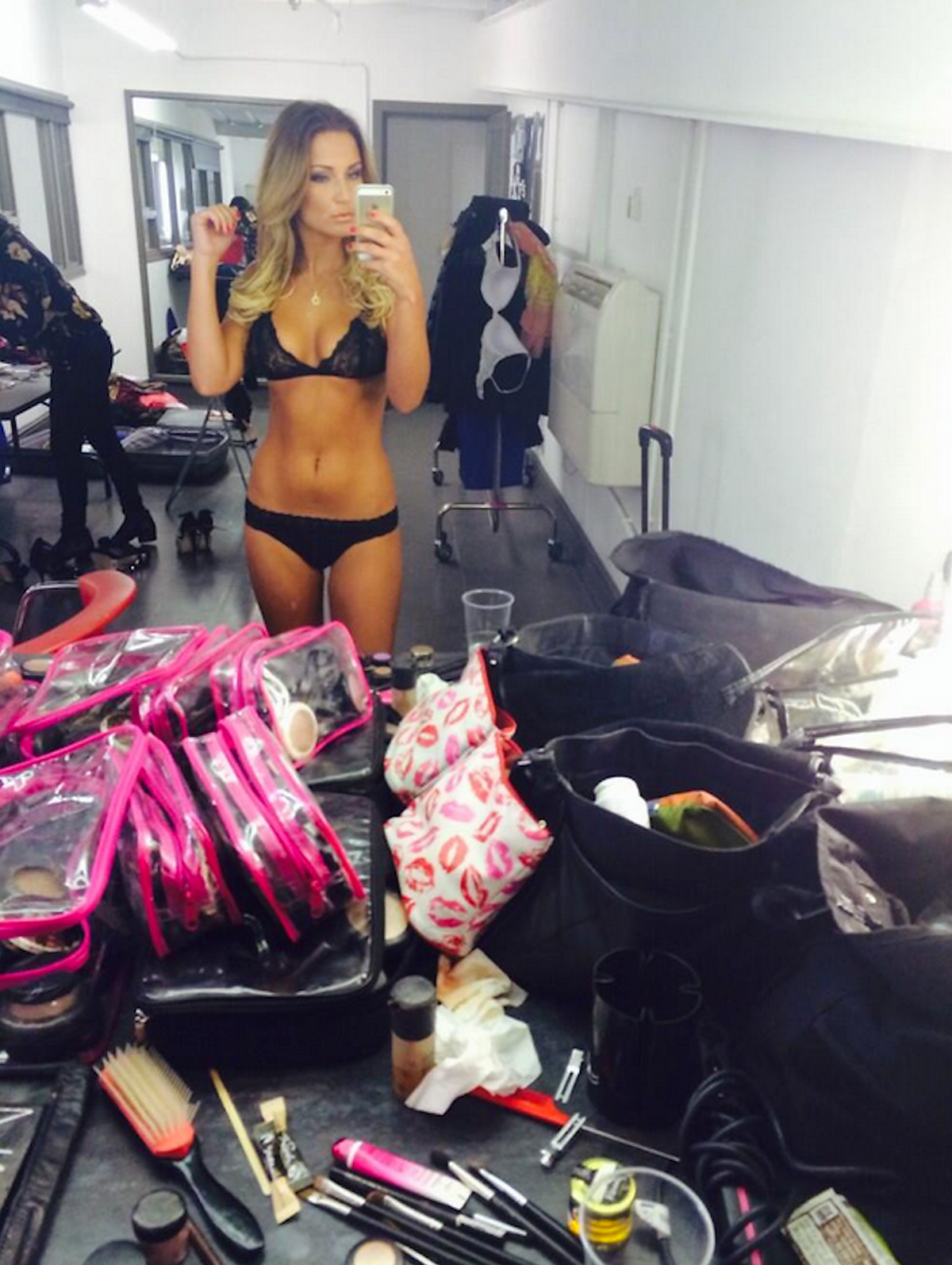 Selfies Lingerie - Most Naked Celebrity Selfies Of 2013 Mirror Online