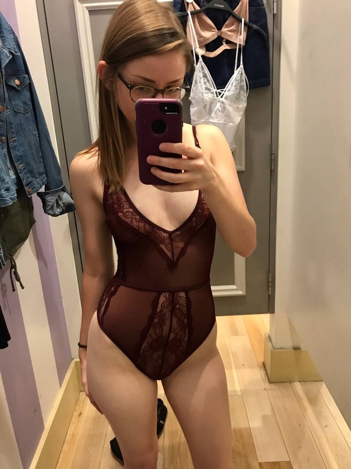 Selfies Lingerie - Changing Room Tumblr Tamelia Stickdesign.de