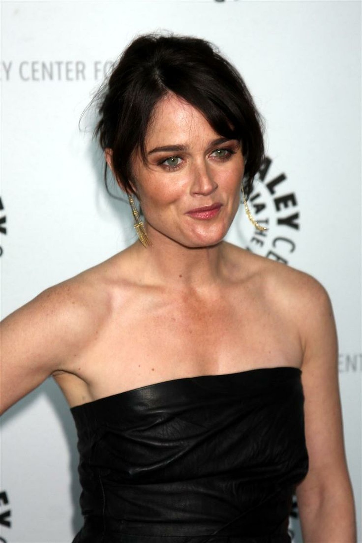 Photos - Pin By ⭐ On Only You Babe Robin Tunney, Robin, Celebrities