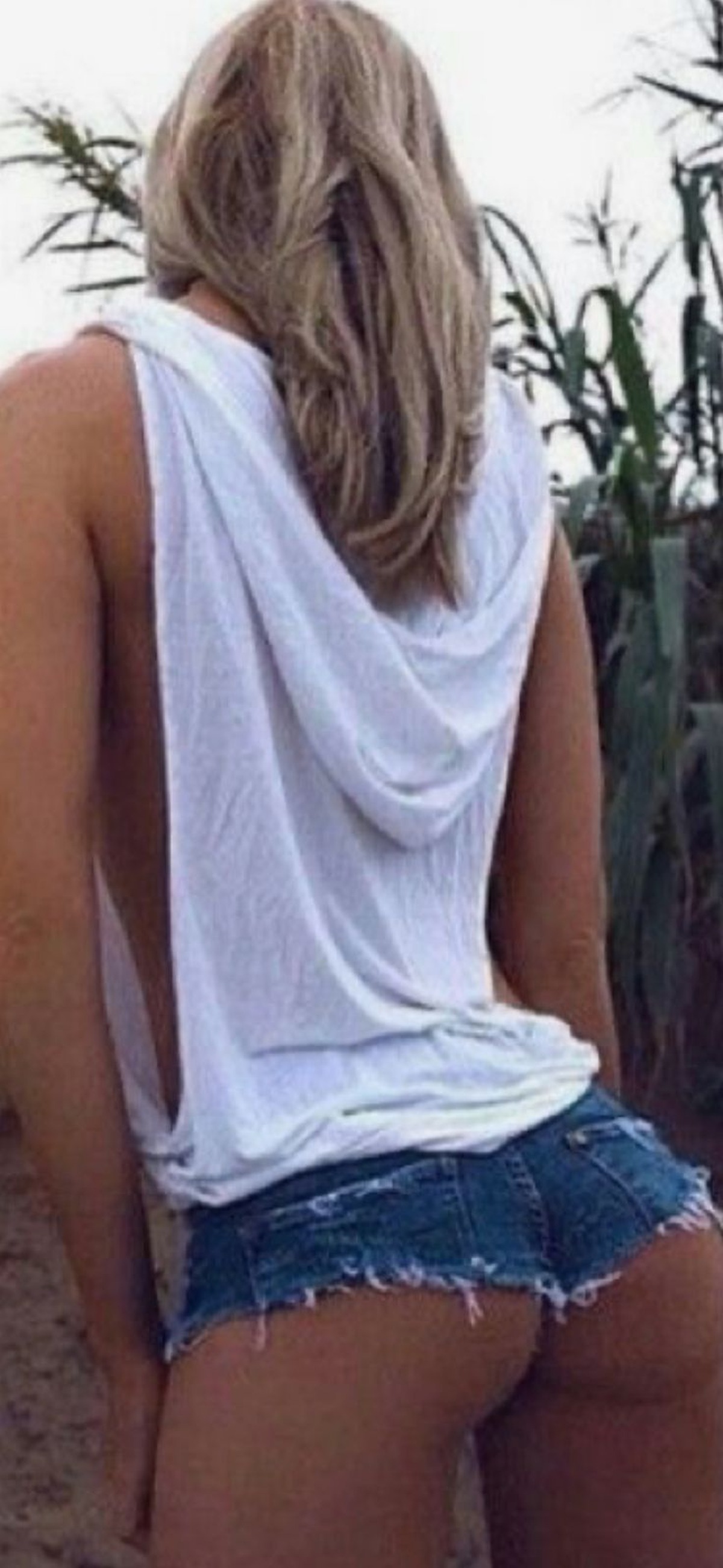 Photos - Pin By C. C. On Levis Shorts With Tights, Beautiful Women, Women