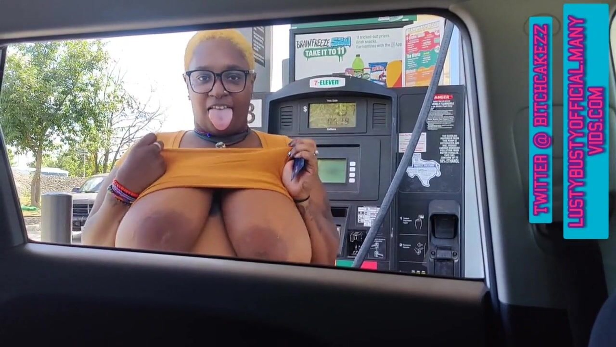 Slender Wearing Glasses Flashing Tits In Car - Free Flashing My Large 38N Titties At The Gas Station Porn Video