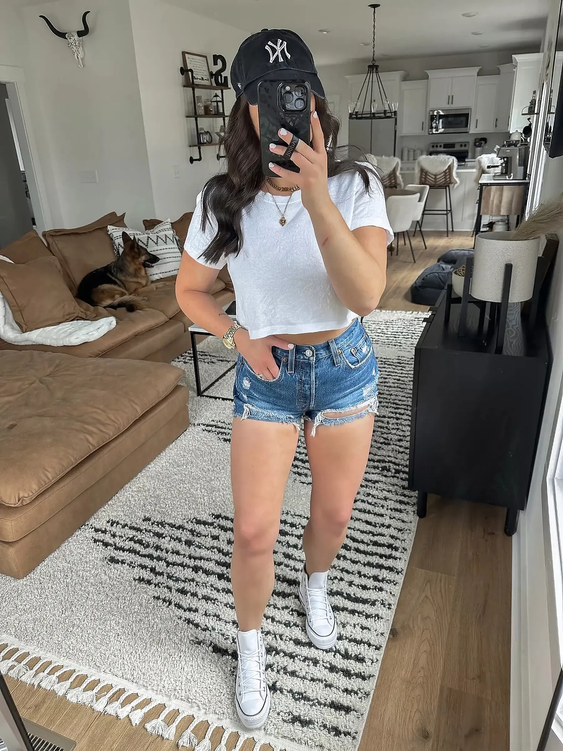 Selfies Booty Shorts - Car And Meghanlisco Is Ltk
