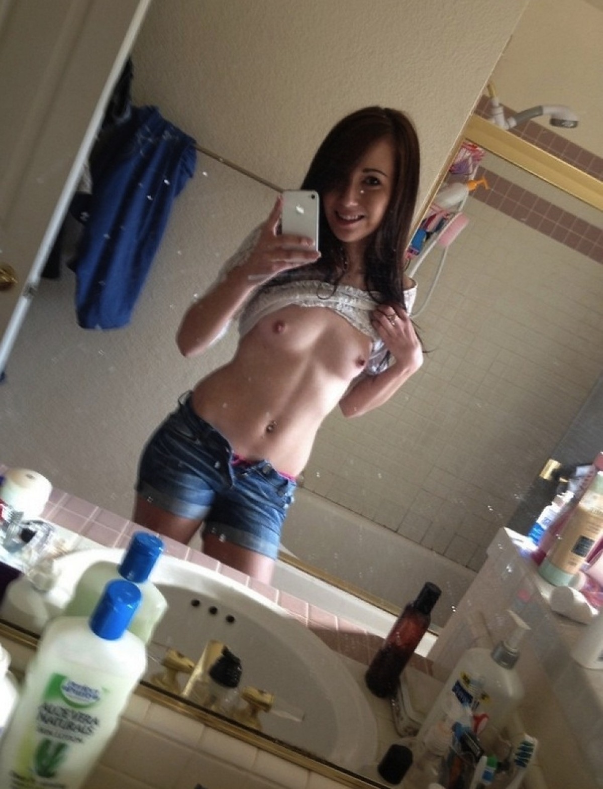 Photos - Petite Girl Next Door Porn Photo Eporner