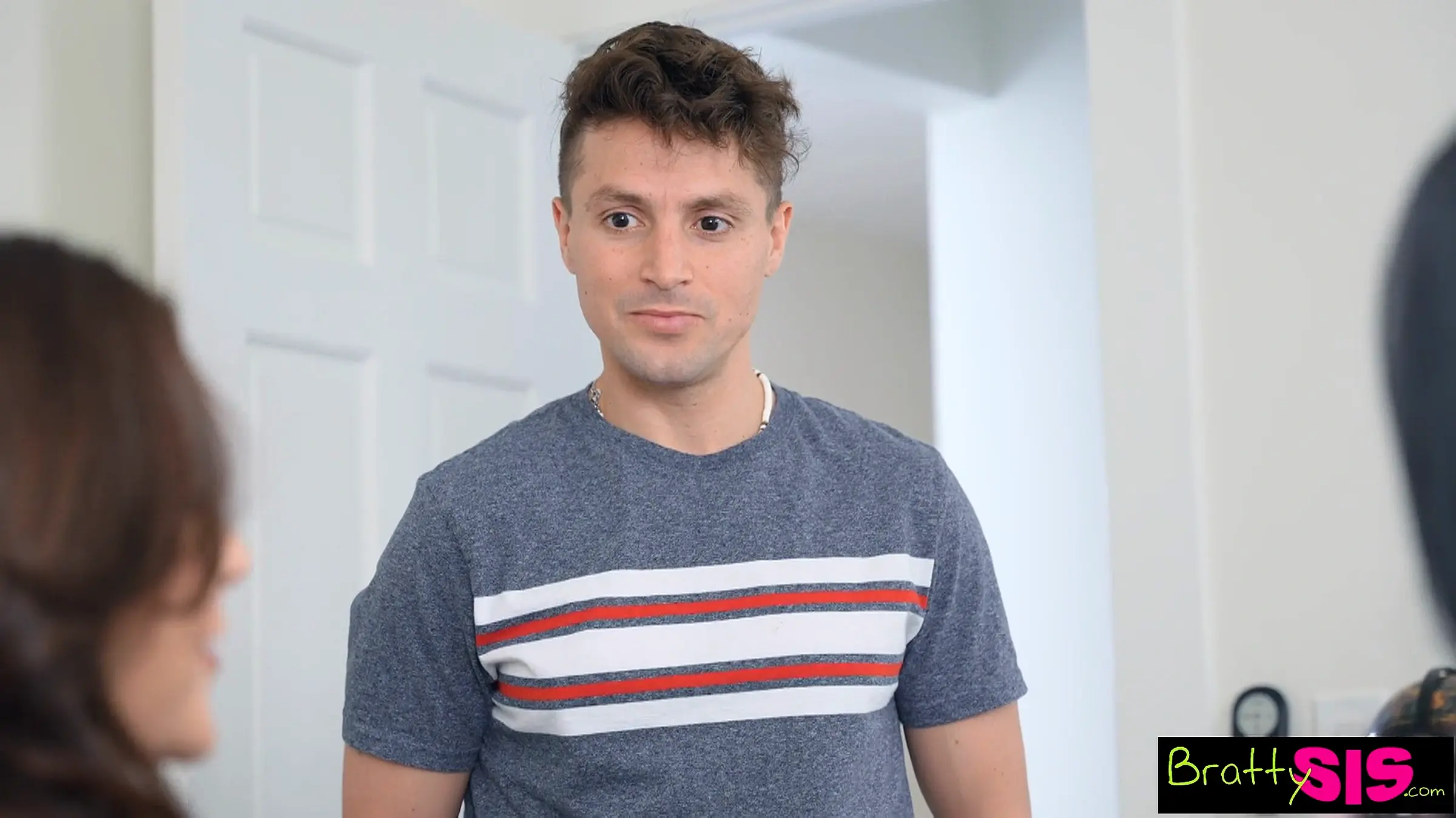 Brattysis Jade Maris Friend Vanessa Marie Invade Stepbro S Bed Until He Shares His Cum S32 E4 - 005462