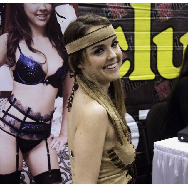 Dillion Harper - Filedillion Harper At The Exxxotica Nj 2015.Png Wikimedia Comm 1773253208