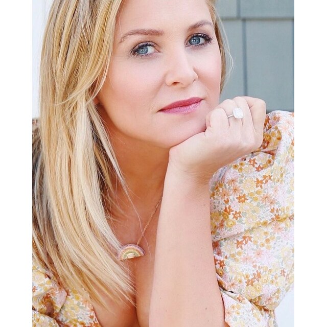 Photos - Pin By Keira Guest Em Jessica Capshaw Jessica Capshaw, Filme Fam