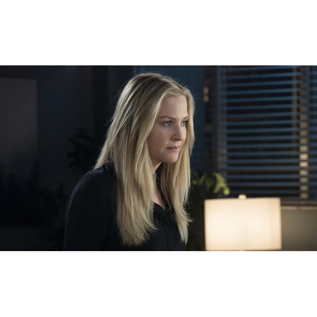 Photos - Why Did Arizona Robbins Leave Grey’s Anatomy What Happened To Je