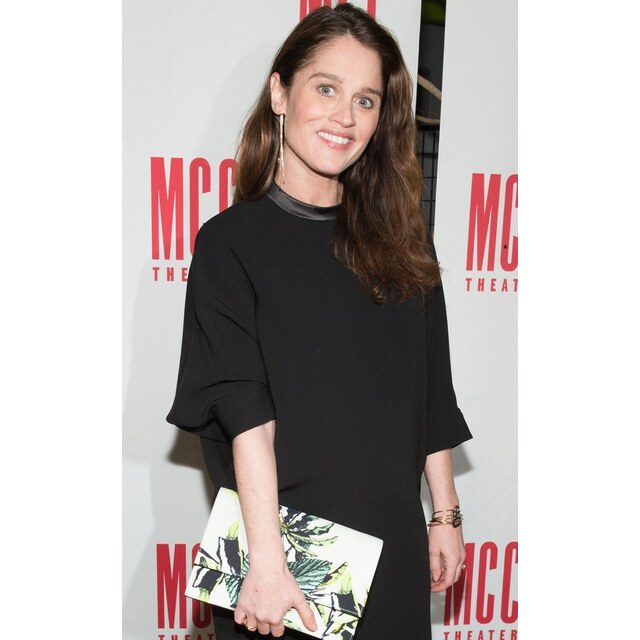 Photos - Robin Tunney Gives Birth To First Child