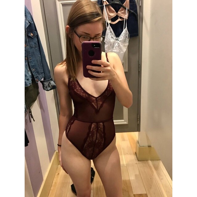 Selfies Lingerie - Changing Room Tumblr Tamelia Stickdesign.de