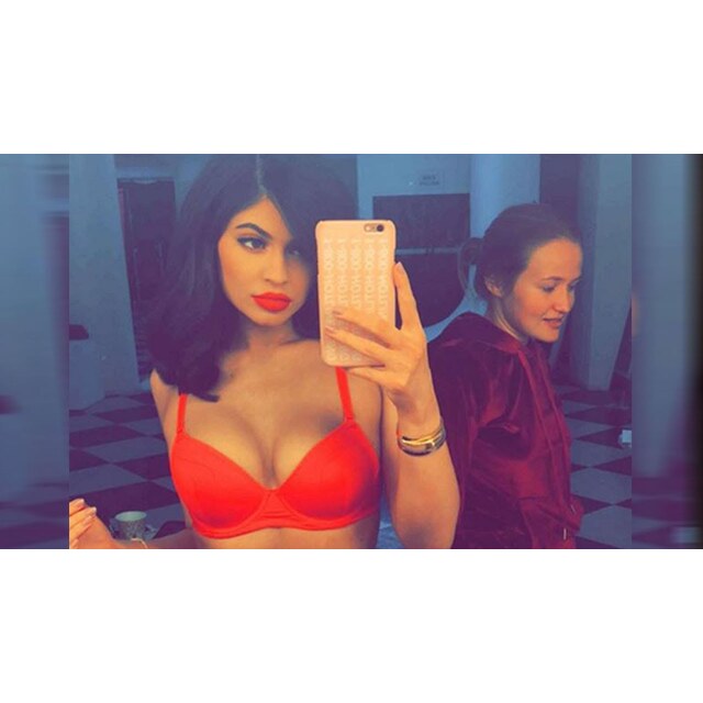 Selfies Lingerie - Kylie Jenner Debuts New Lip Kit Color In Red Underwear Selfie &