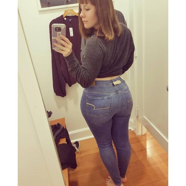 Photos - Booty Mom Selfies Telegraph (1)