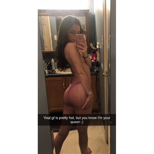 Photos - Anyone Know Her New Handle Used To Be @Laikentarbox Then @Laikss