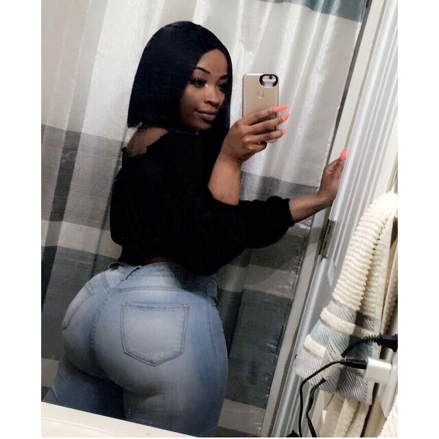 Photos - Booty Mom Selfies Telegraph (2)