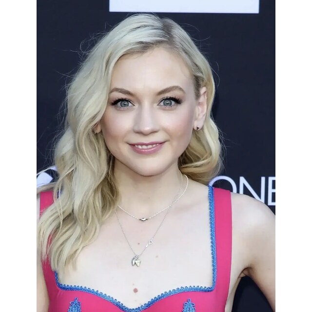 Photos - Emily Kinney Walking Dead Wiki Fandom