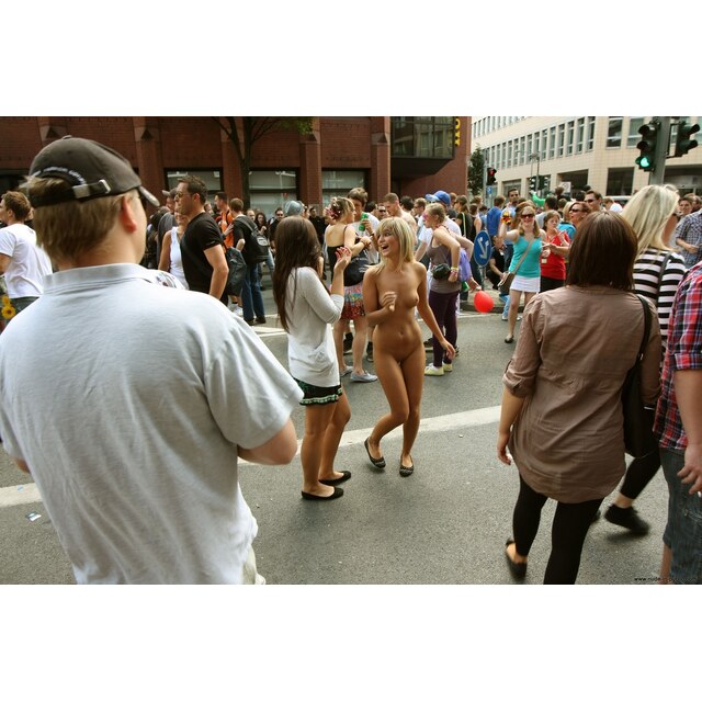 Public Nudity Photo P S S Amazing Pussy… Follow Me For - Public Place Flashers (Ppfs) Page 10 Xnxx Adult Forum