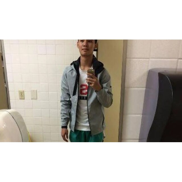 Selfies Booty Shorts - Car And People Love This Guy S Booty Shorts Sacrifice For His Friend