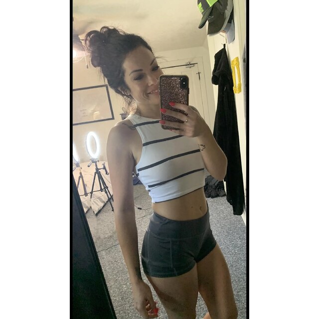 Selfies Booty Shorts - Car And 30F Does This Top Work With These Booty Shorts Rselfie