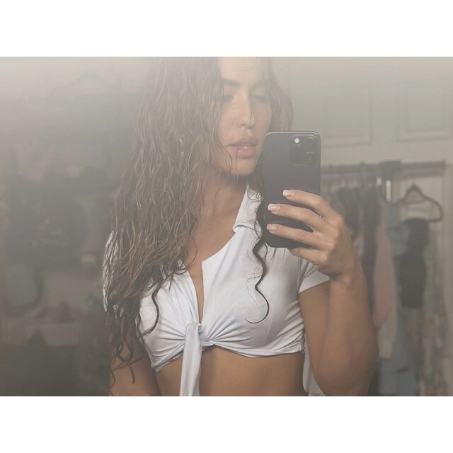 Selfies Booty Shorts - Car And Kelsi Monroe Photos Adult The Culture