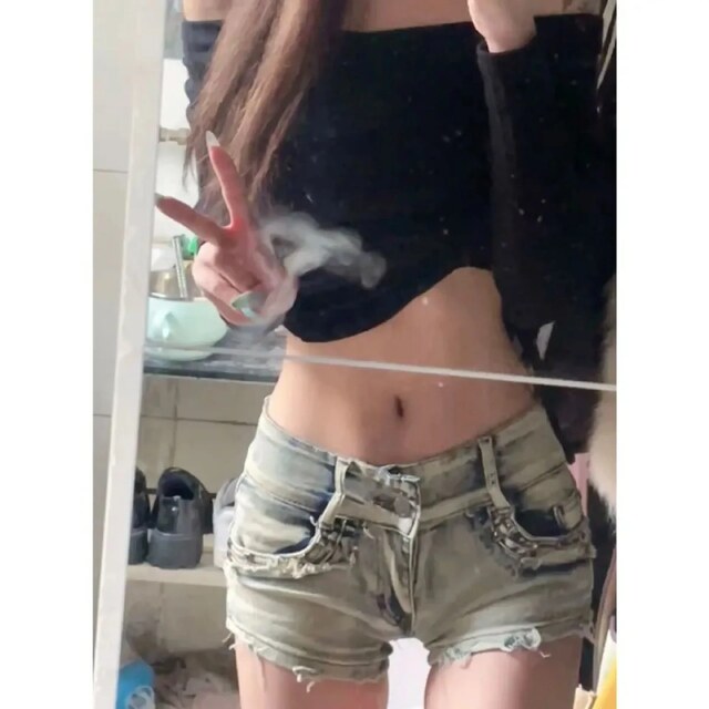 Selfies Booty Shorts - Car And American Hot Girl Liu Ding Low Waist Denim Super Short Shorts W