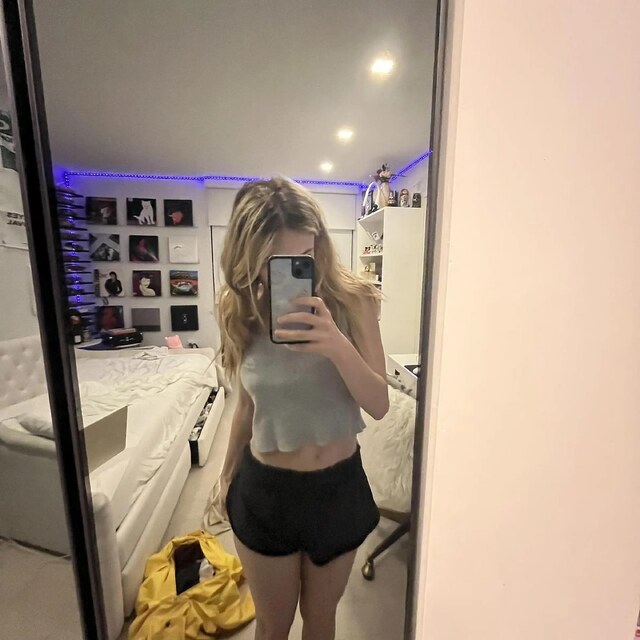 Selfies Booty Shorts - Car And Black Juicy Couture Booty Shorts Desc 𓍢