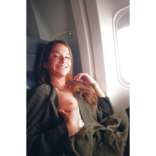 Flashing Pussy In Train - Student Shows Breasts On The Train Photo Telegraph (1)