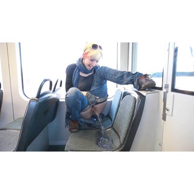 Flashing Pussy In Train - Pissing In Bus Thisvid.com In English